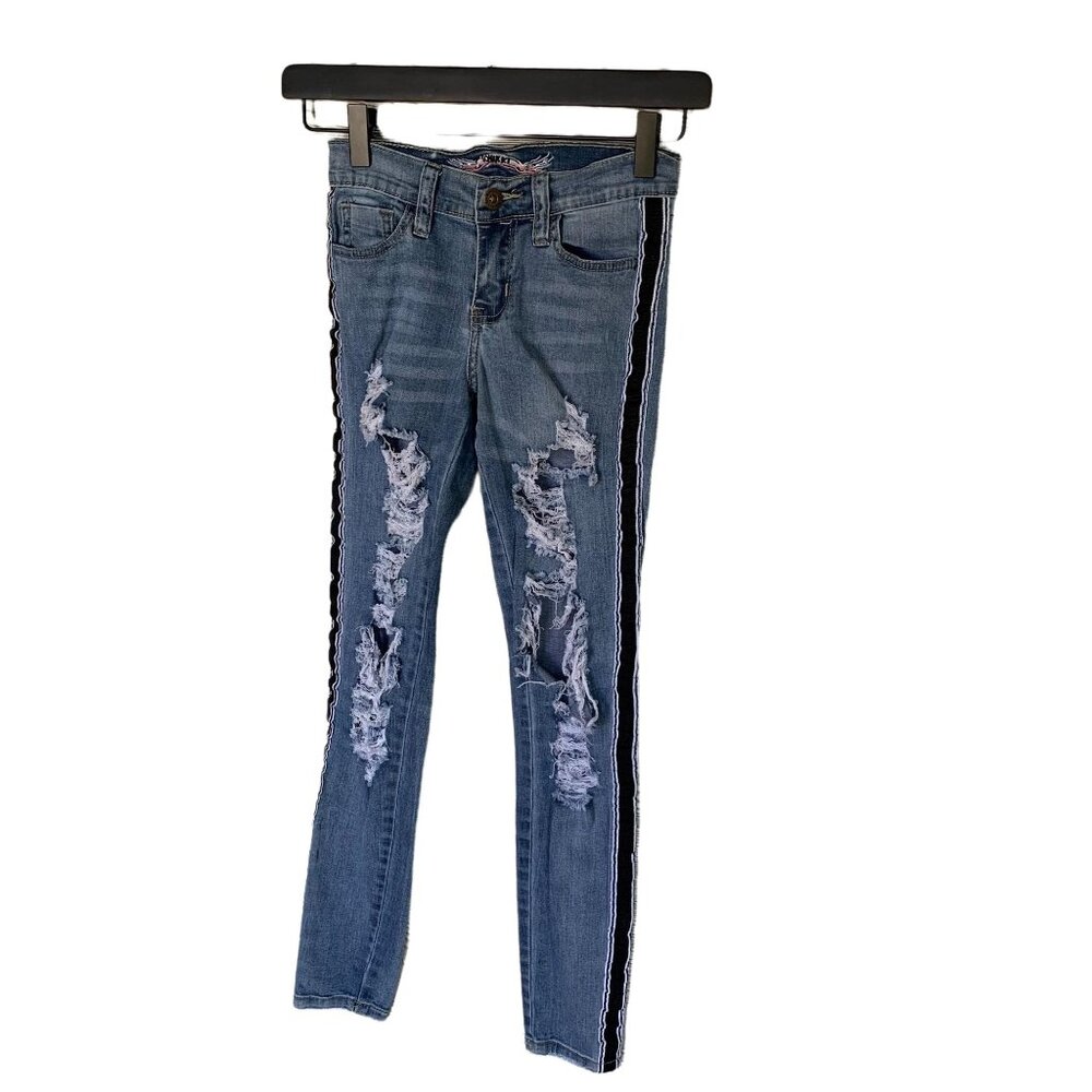 So Nikki Distressed Light Wash Denim Jeans 12